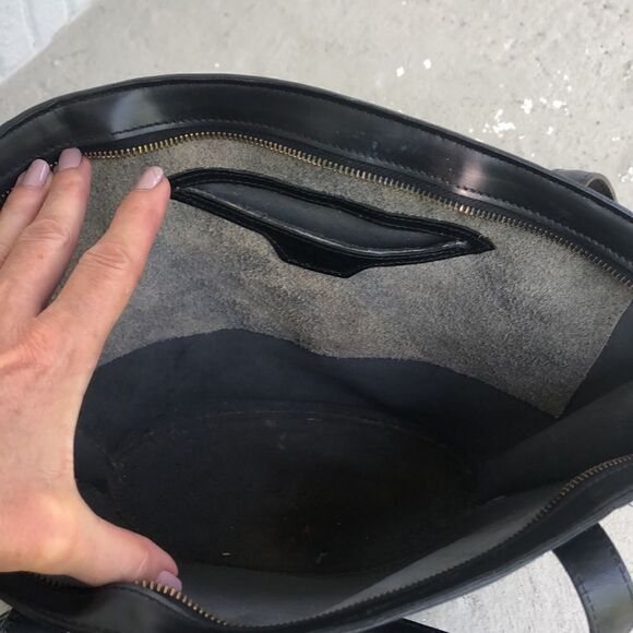 Louis Vuitton Epi St Jacques - Picture 7 of 11